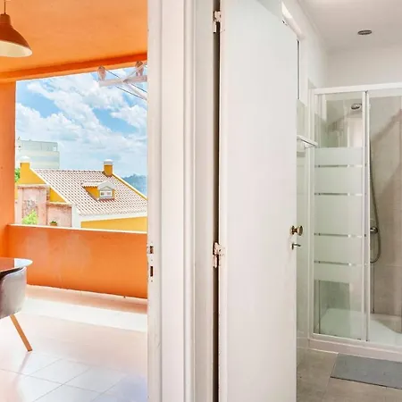 Relax In For 4 People With Terrace And Parking * Lisbon