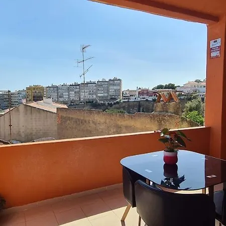 Relax In For 4 People With Terrace And Parking 아파트 *