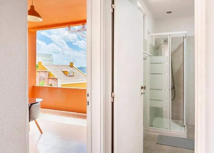 Relax In For 4 People With Terrace And Parking * Lizbona