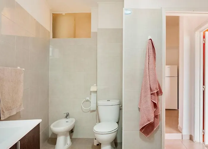 Relax In For 4 People With Terrace And Parking דירה