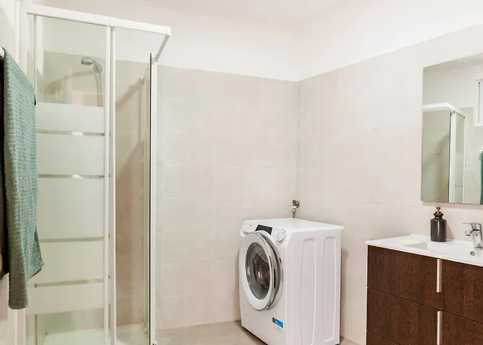 Relax In For 4 People With Terrace And Parking * Lisbona